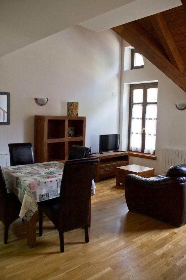 Cau D Aneu Duplex En El Centro D Esterri D Aneu 埃斯特里-德阿内乌 外观 照片